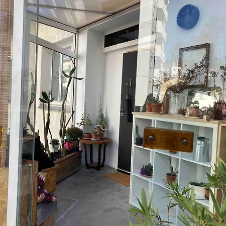 Centre-ville Avec Terrasse Et Place De Parking Appartement