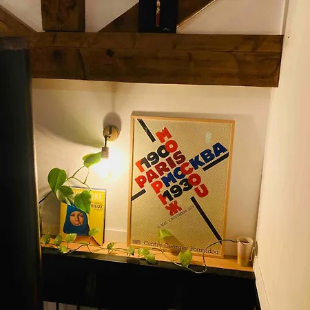 Centre-ville Avec Terrasse Et Place De Parking *