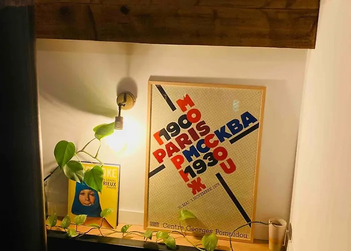 Centre-ville Avec Terrasse Et Place De Parking *